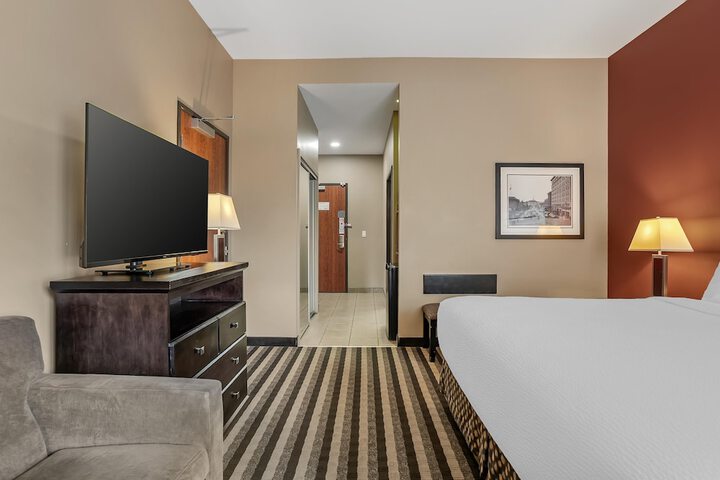 Room 22 of 50