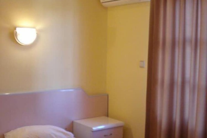 Room 13 of 13