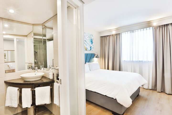 Room 34 of 67