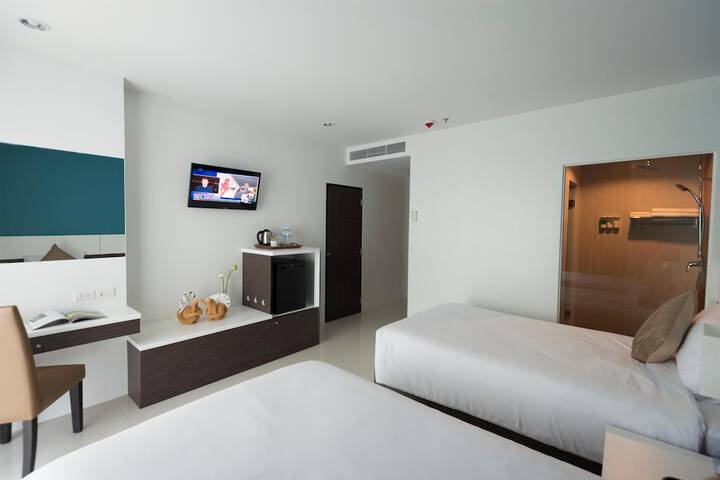 Room 14 of 69