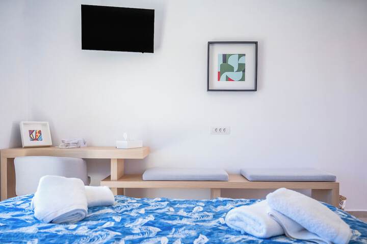 Room 65 of 194