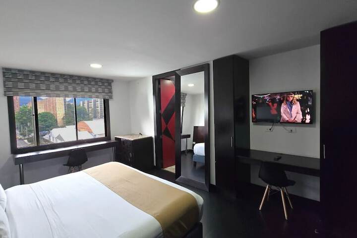 Room 2 of 16