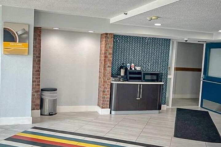 Hotel Interior 8 of 61