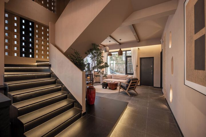 Hotel Interior 16 of 288