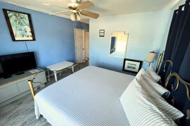 Room 9 of 56