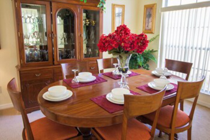 Dining 6 of 29