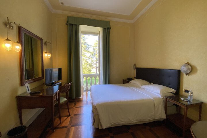 Room 15 of 58