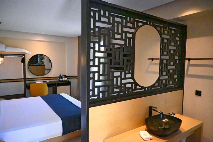 Room 31 of 123
