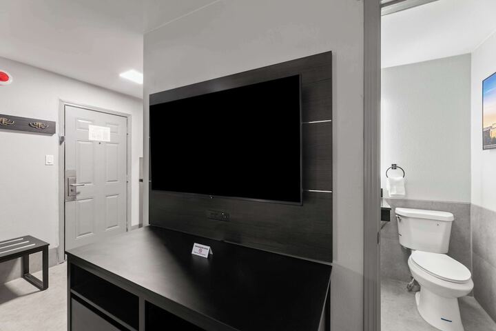 Room 11 of 56
