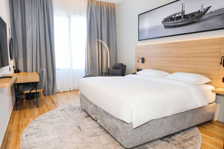 Room 4 of 54