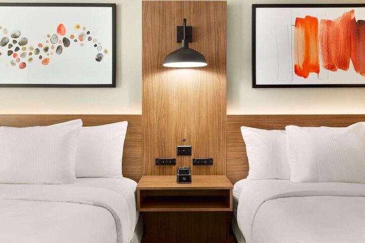 Room 14 of 43