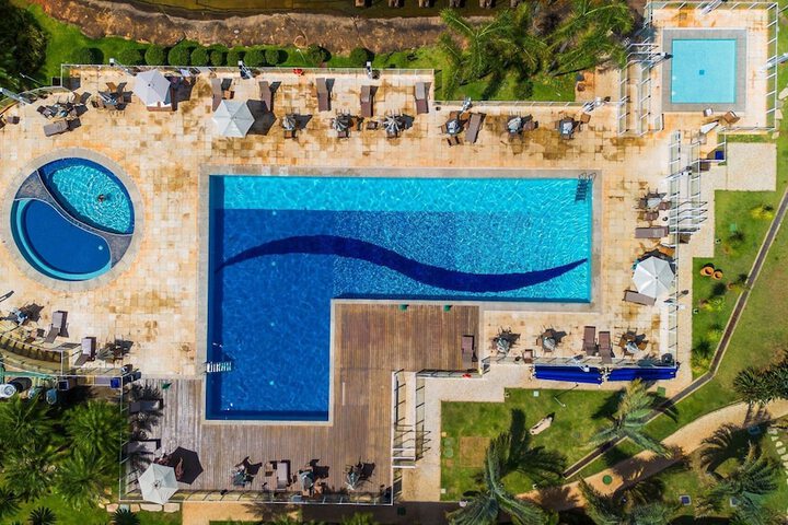 Pool 120 of 197