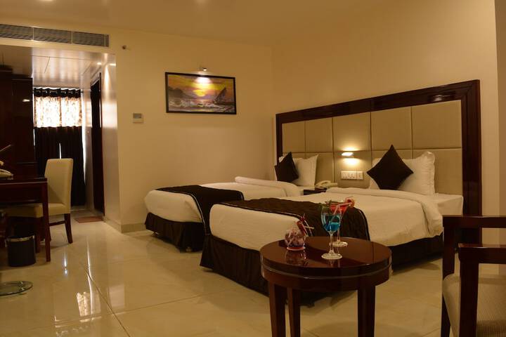 Room 6 of 49