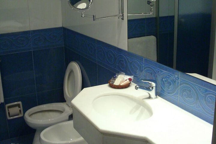 Room 91 of 110