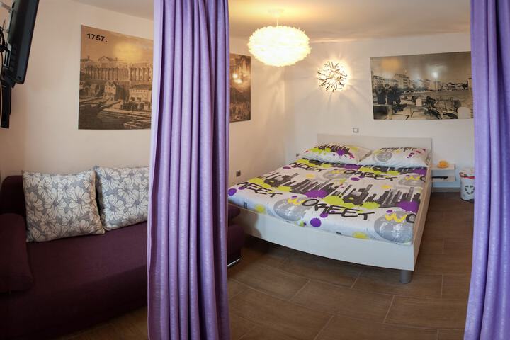 Room 8 of 67
