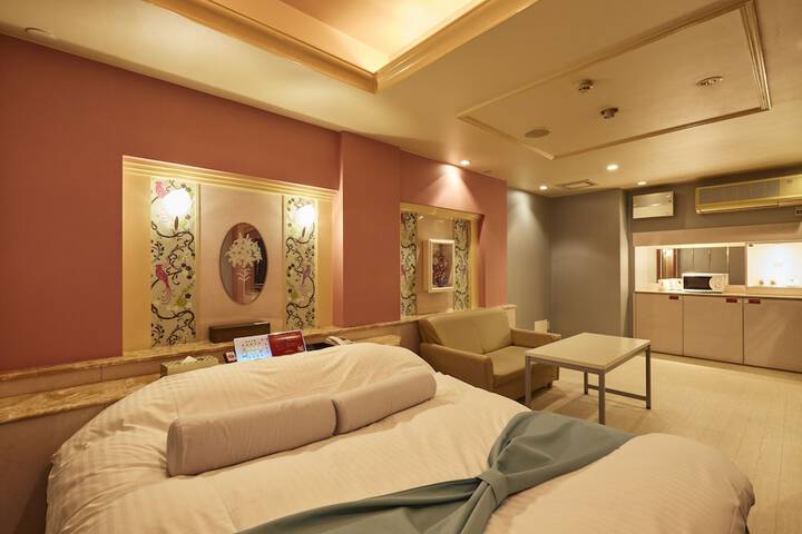 Room 10 of 70