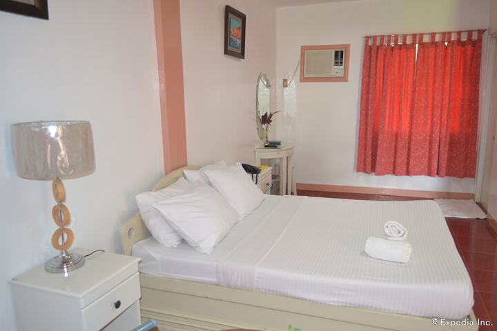 Room 7 of 62