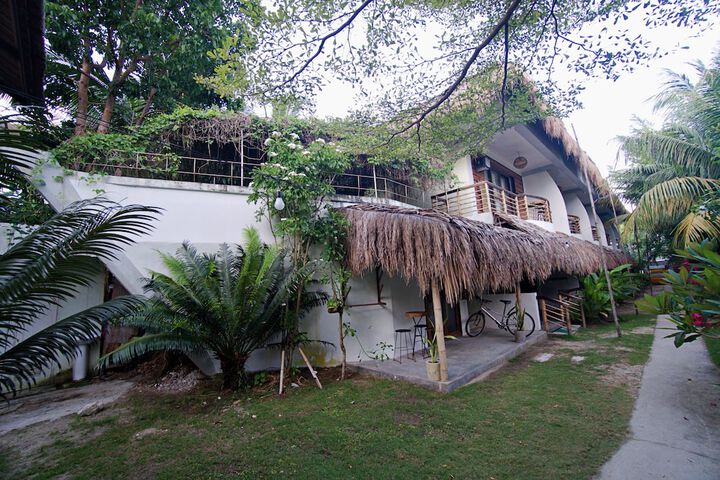 Hotel Exterior 193 of 203