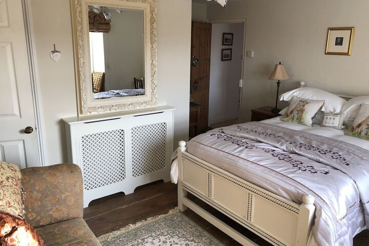 Room 3 of 21