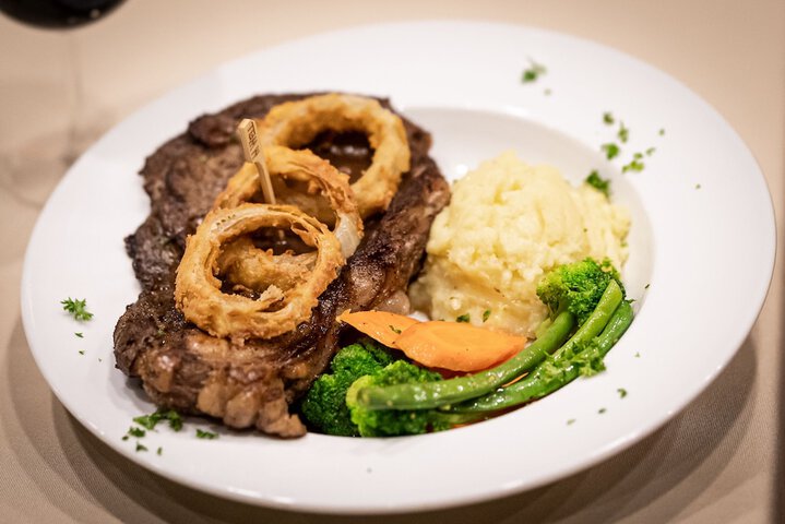 Dining 121 of 180