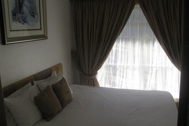 Room 11 of 31