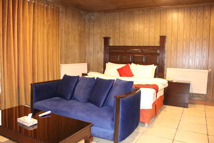 Room 18 of 69