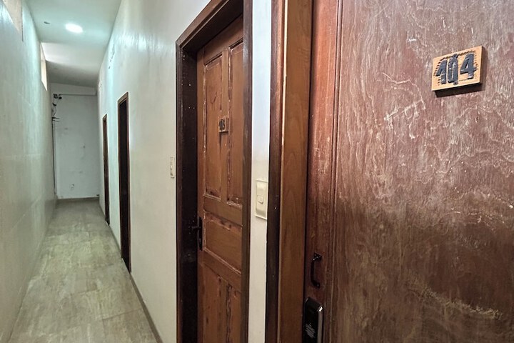 Room 15 of 25