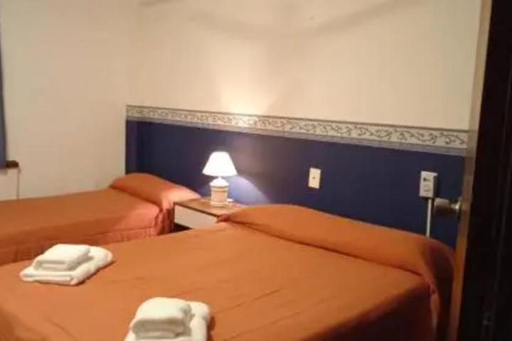 Room 3 of 14