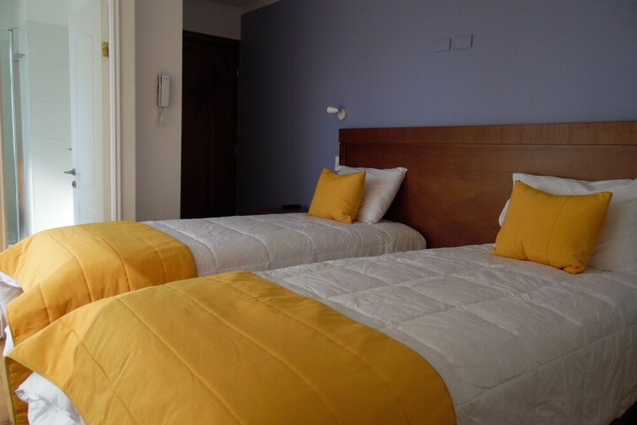 Room 4 of 17