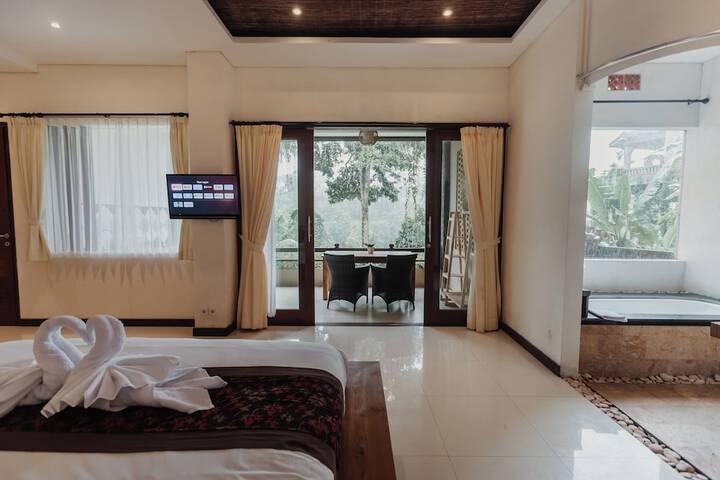 Room 35 of 66