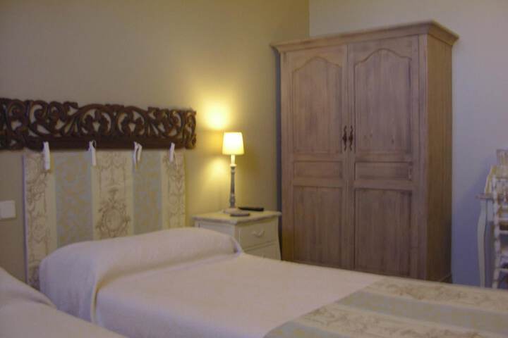 Room 19 of 40