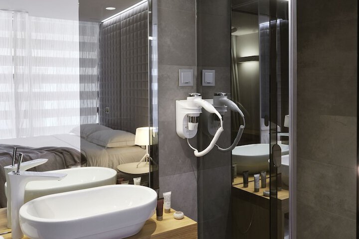 Bathroom Interior Photo