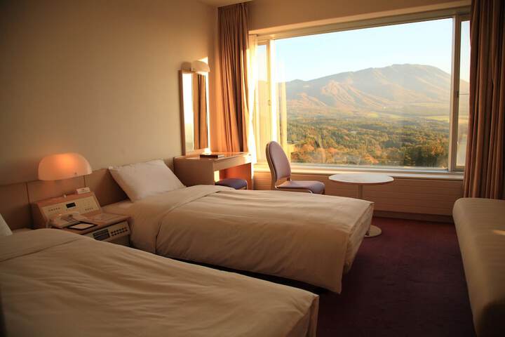 Room 3 of 54