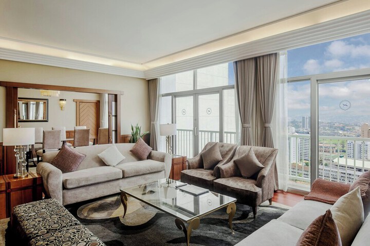 Room 54 of 127