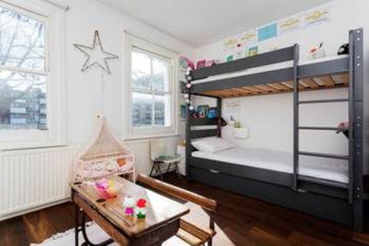 Room 8 of 22
