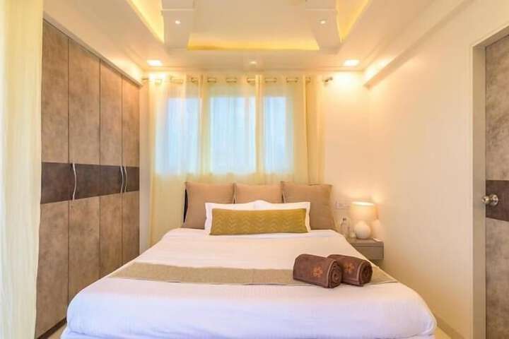Room 6 of 23