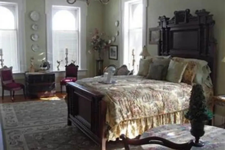 guest_rooms