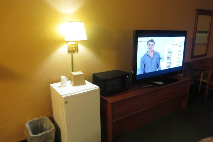 Room 32 of 58