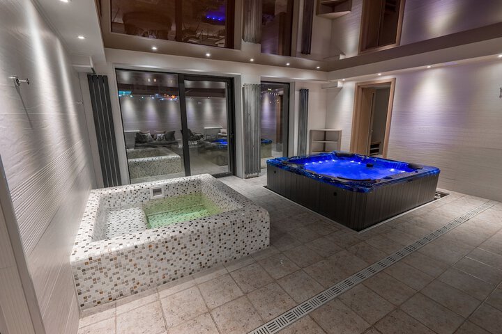 Spa 54 of 104
