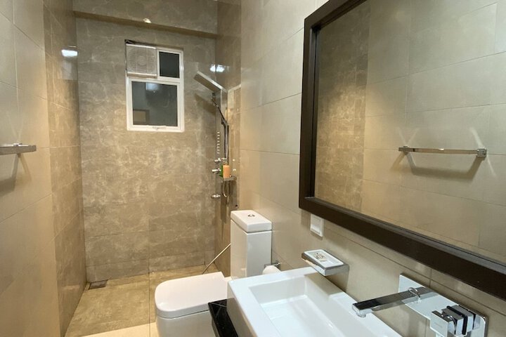 Room 20 of 29