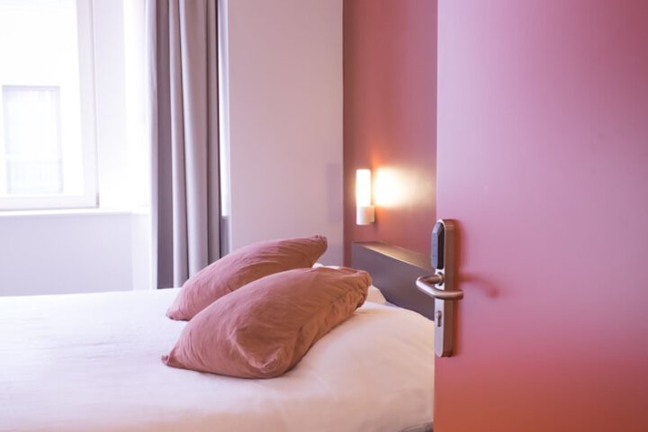 Room 40 of 62