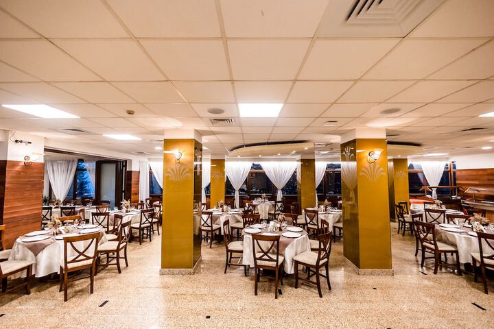 Dining 61 of 146