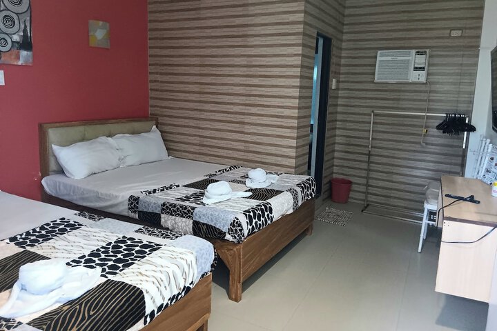 Room 2 of 23