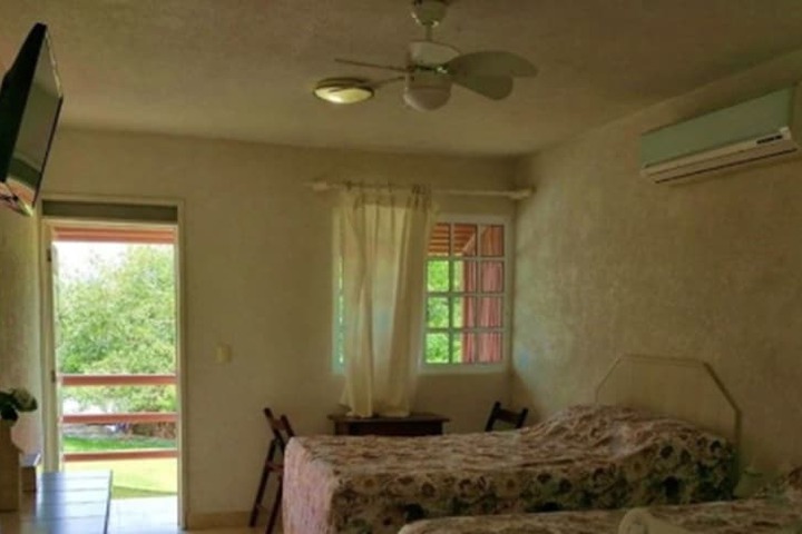 Room 3 of 50