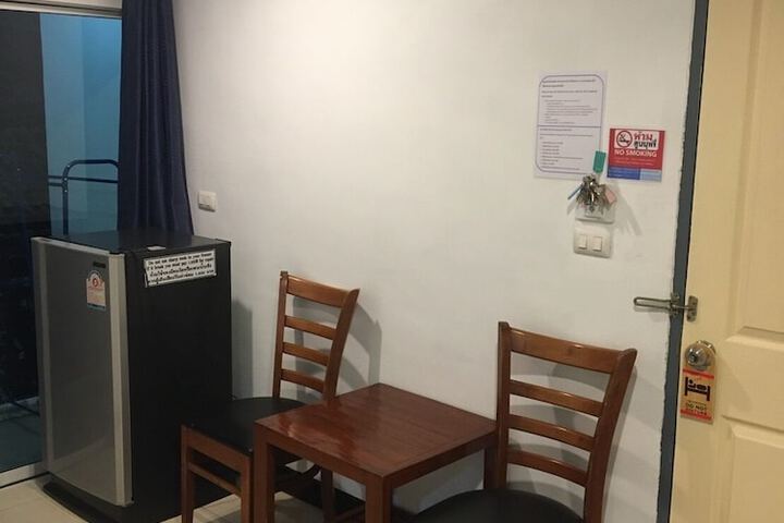 Room 17 of 52