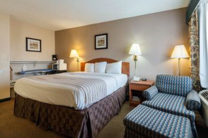 Room 13 of 26
