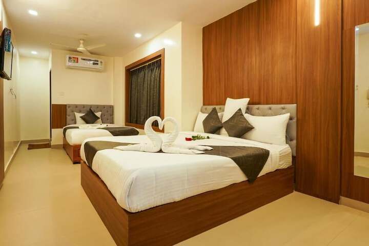 Room 3 of 16