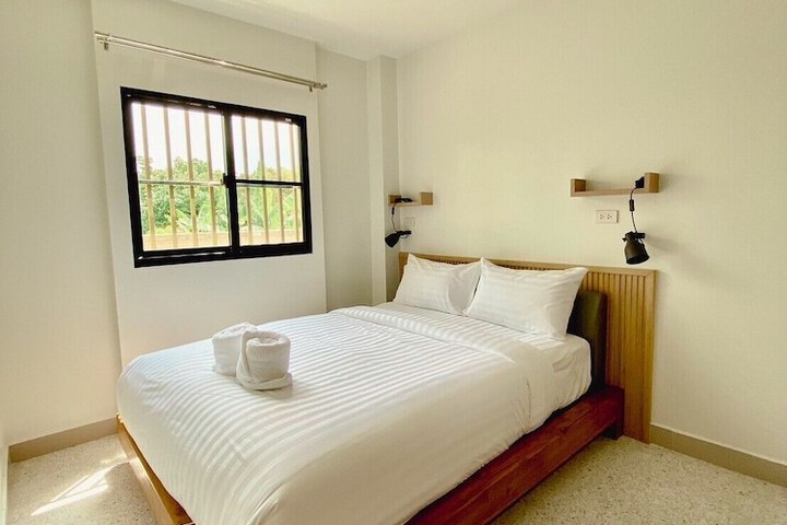 Room 19 of 28