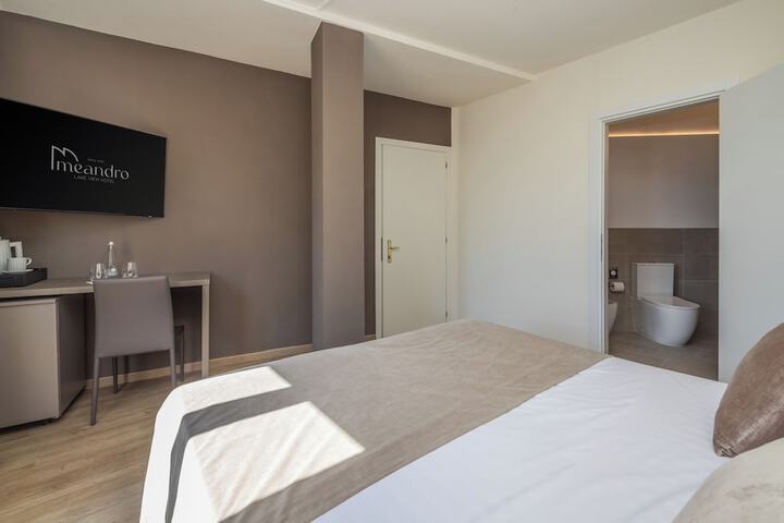 Room 48 of 137