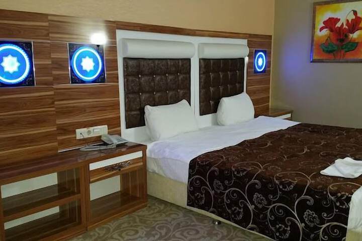 Room 15 of 44